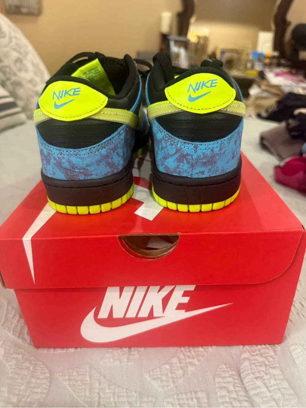 Nike Kids Blue and Neon Yellow Low-Top Sneakers
